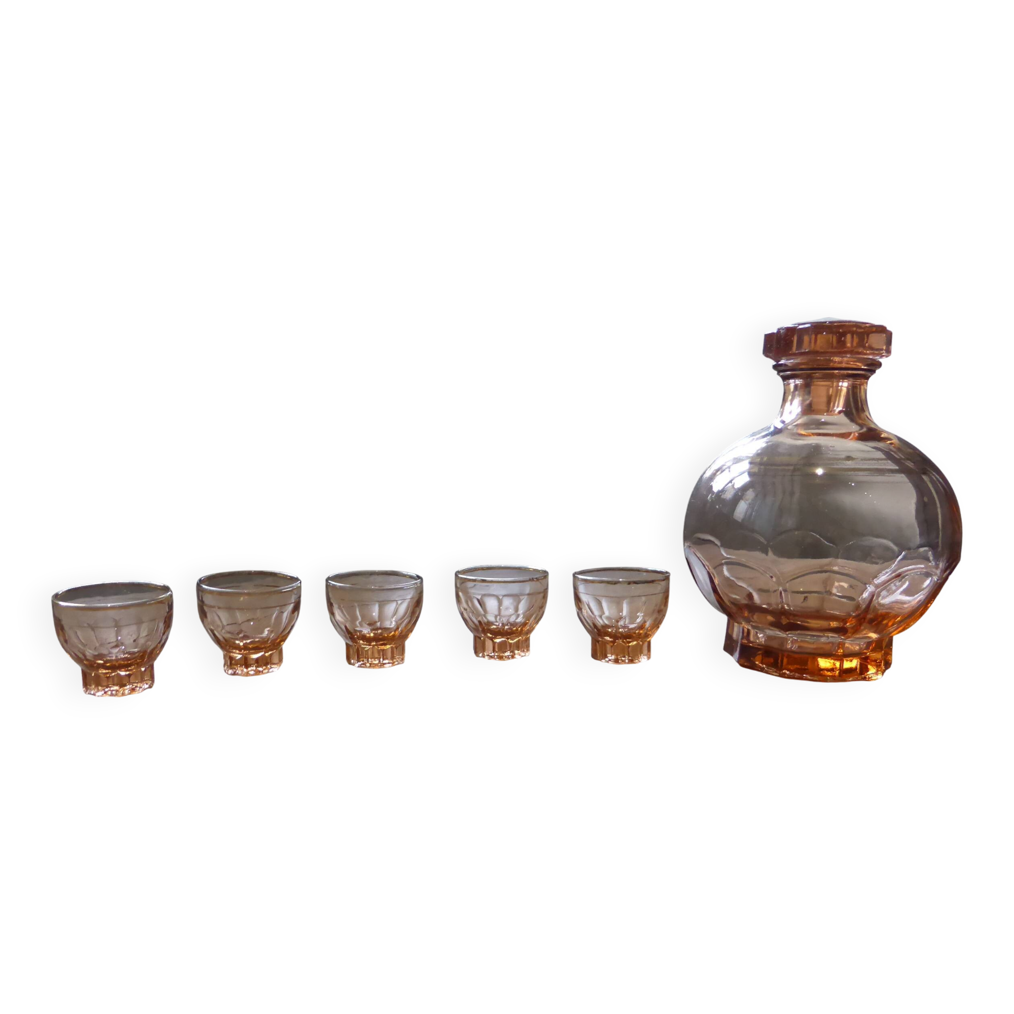 Carafe and 5 pink glass liqueur glasses with a gold rim 2008123