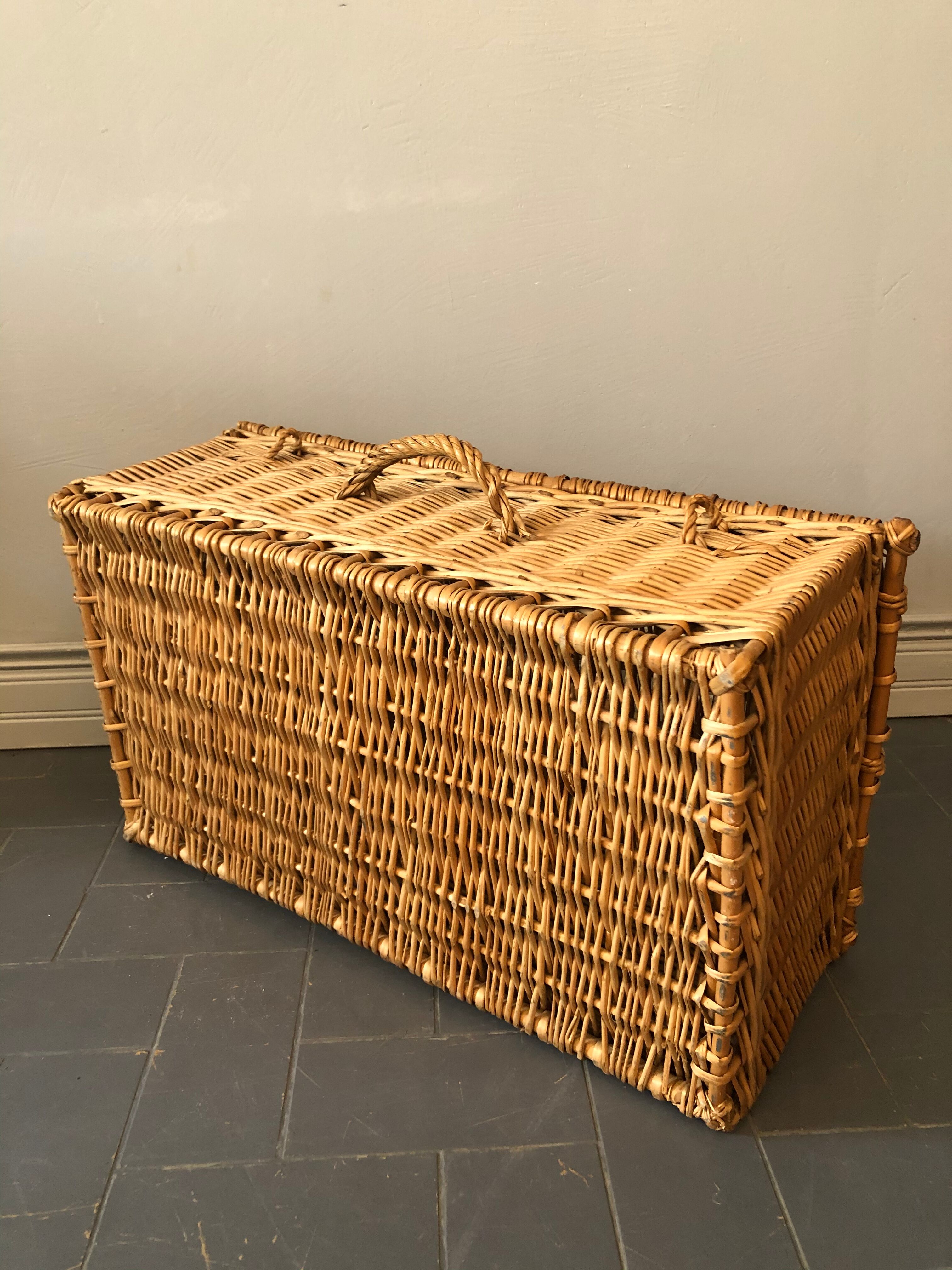 Rattan chest