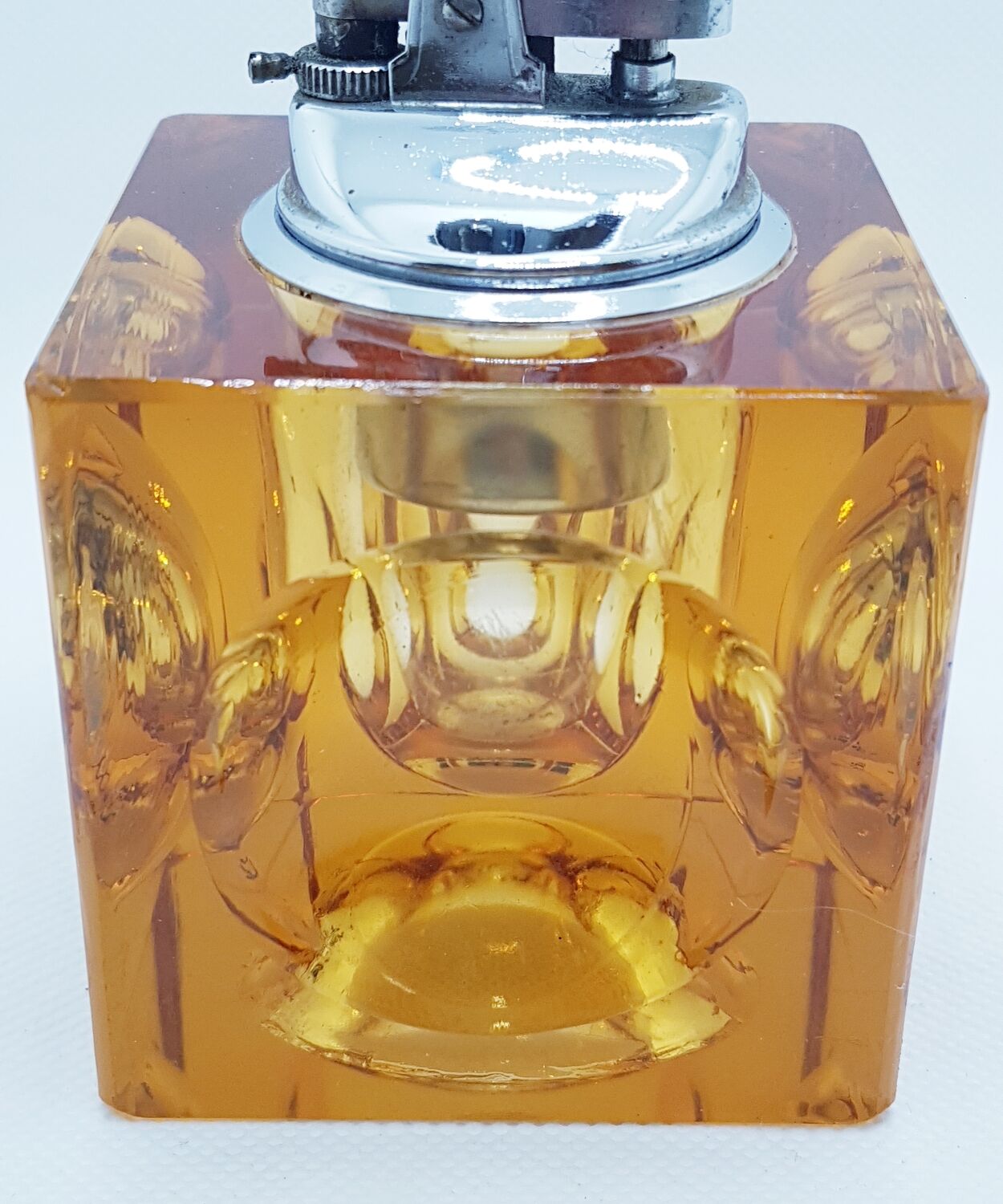 Cube prism glass lighter