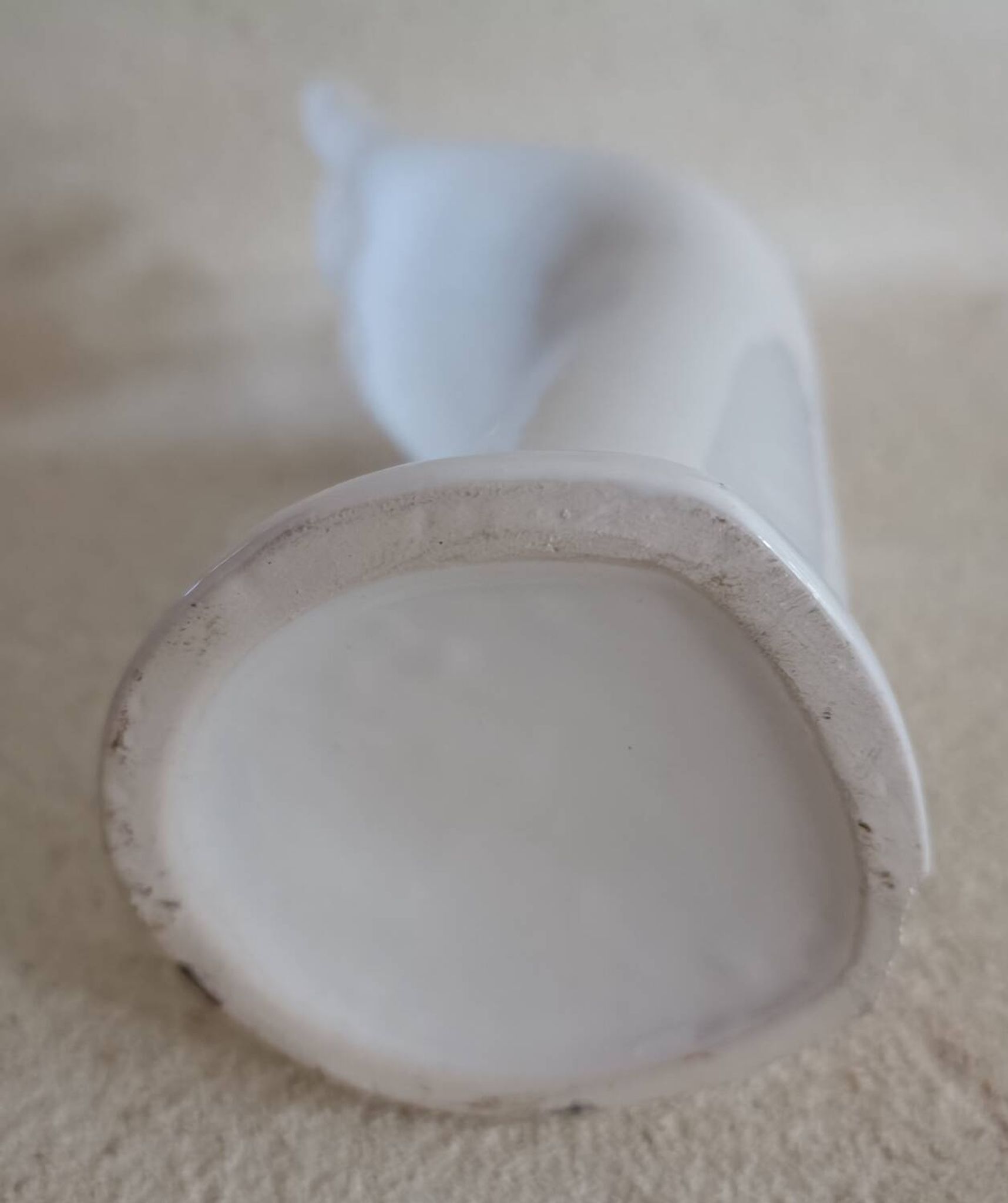Baguier, vase vintage en forme de main