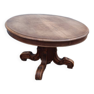 Round dining table 19th walnut