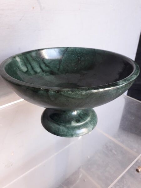 Marble cup center table basket 1970