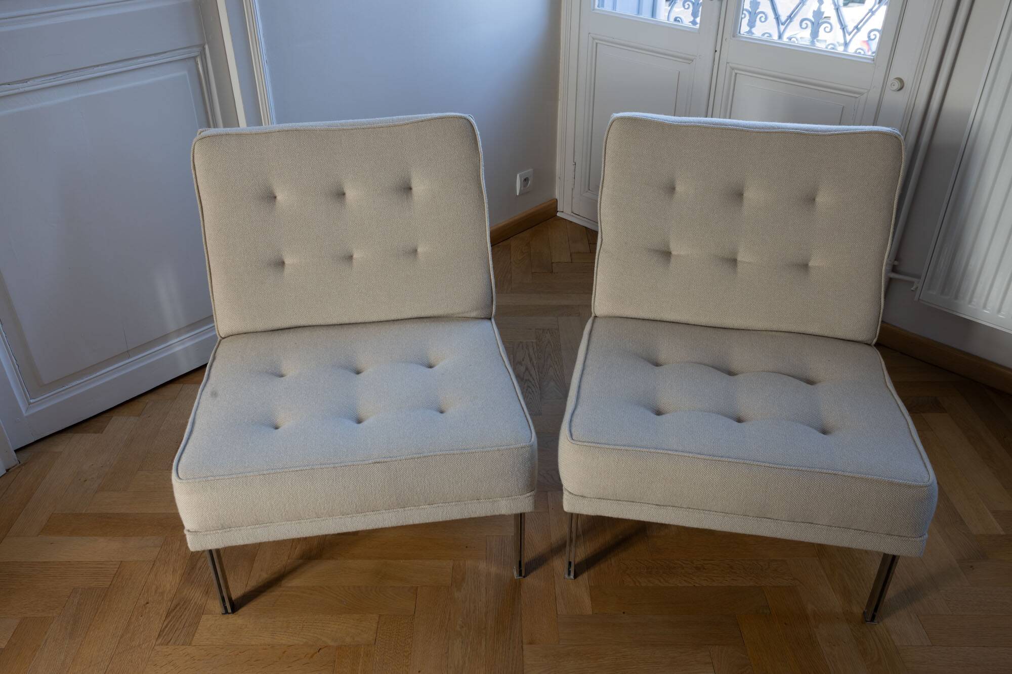 Pair of Florence Knoll "Parallel Bar" vintage armchairs – 1960s
