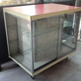 Vintage showcase