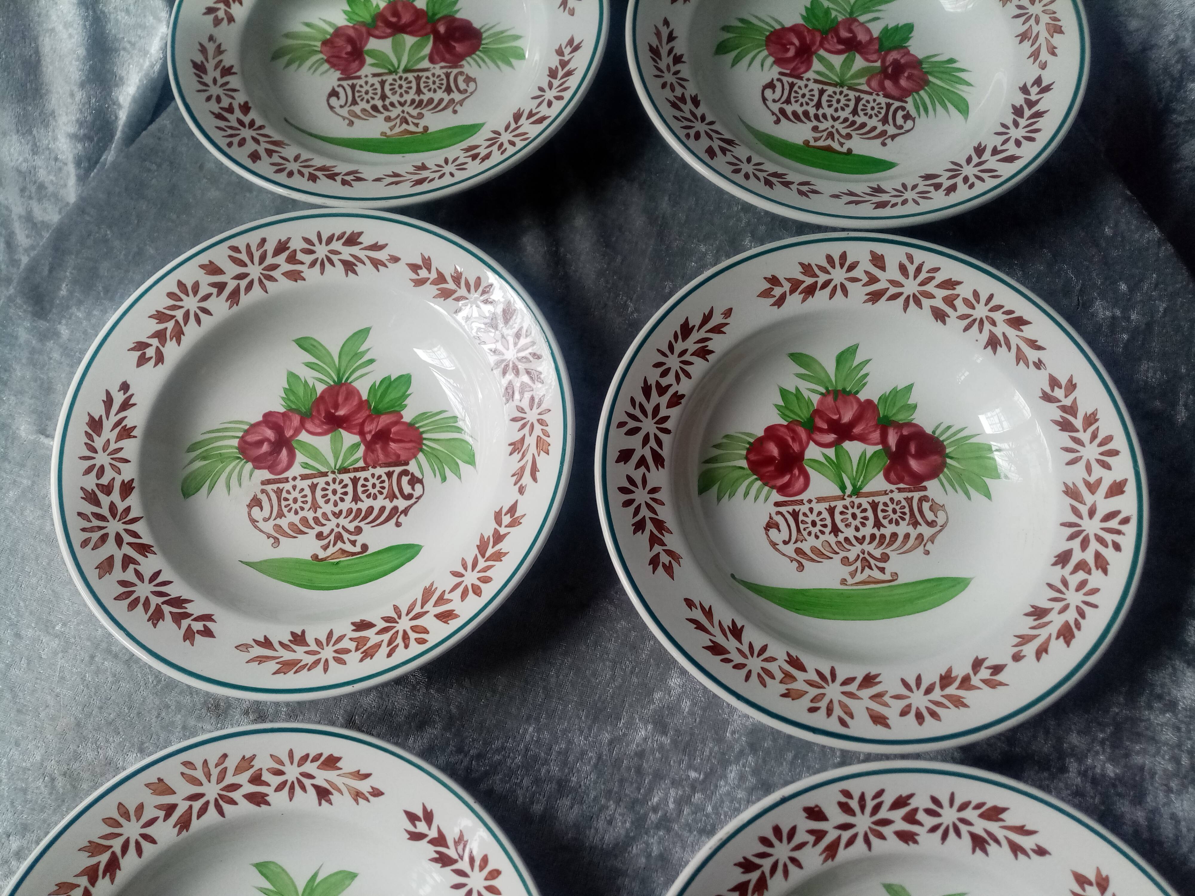 Series of 6 hollow plates digoin sarreguemines