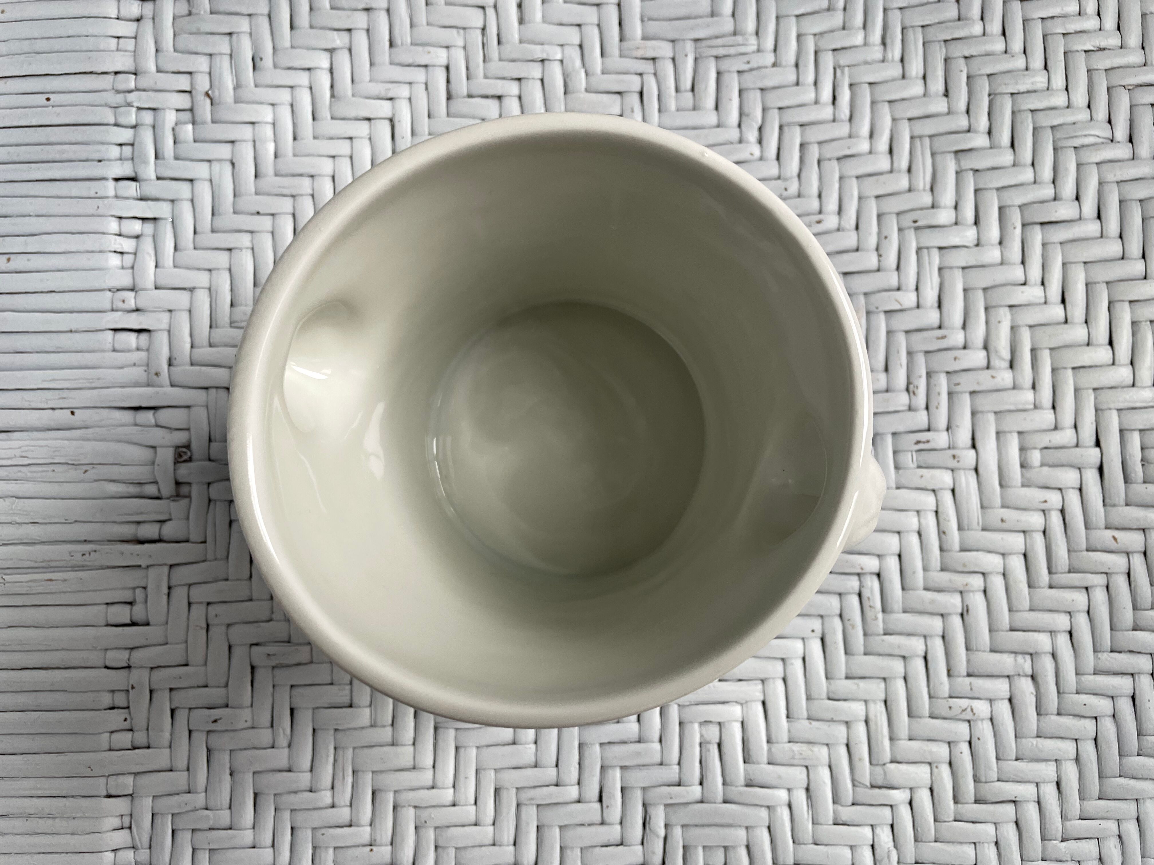 White porcelain pot cover limoges lion's head