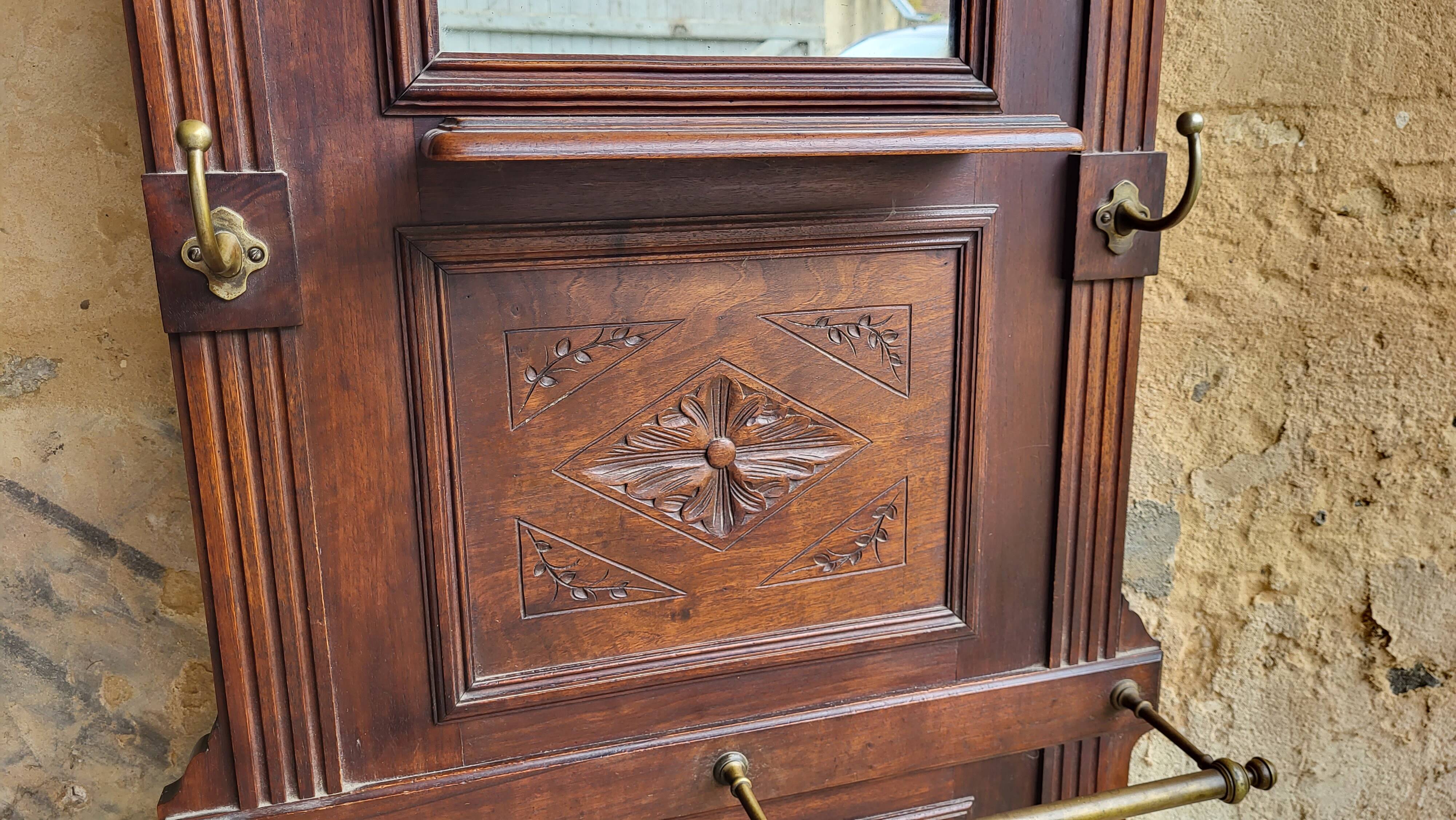 Wooden entrance cloakroom 1900