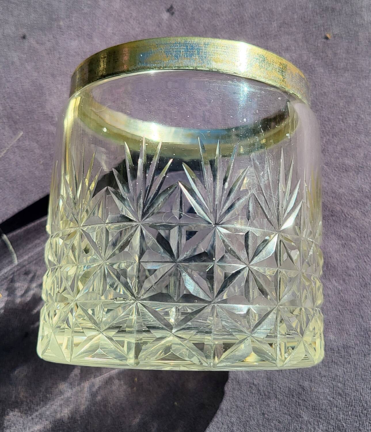 Vanity, cut crystal box