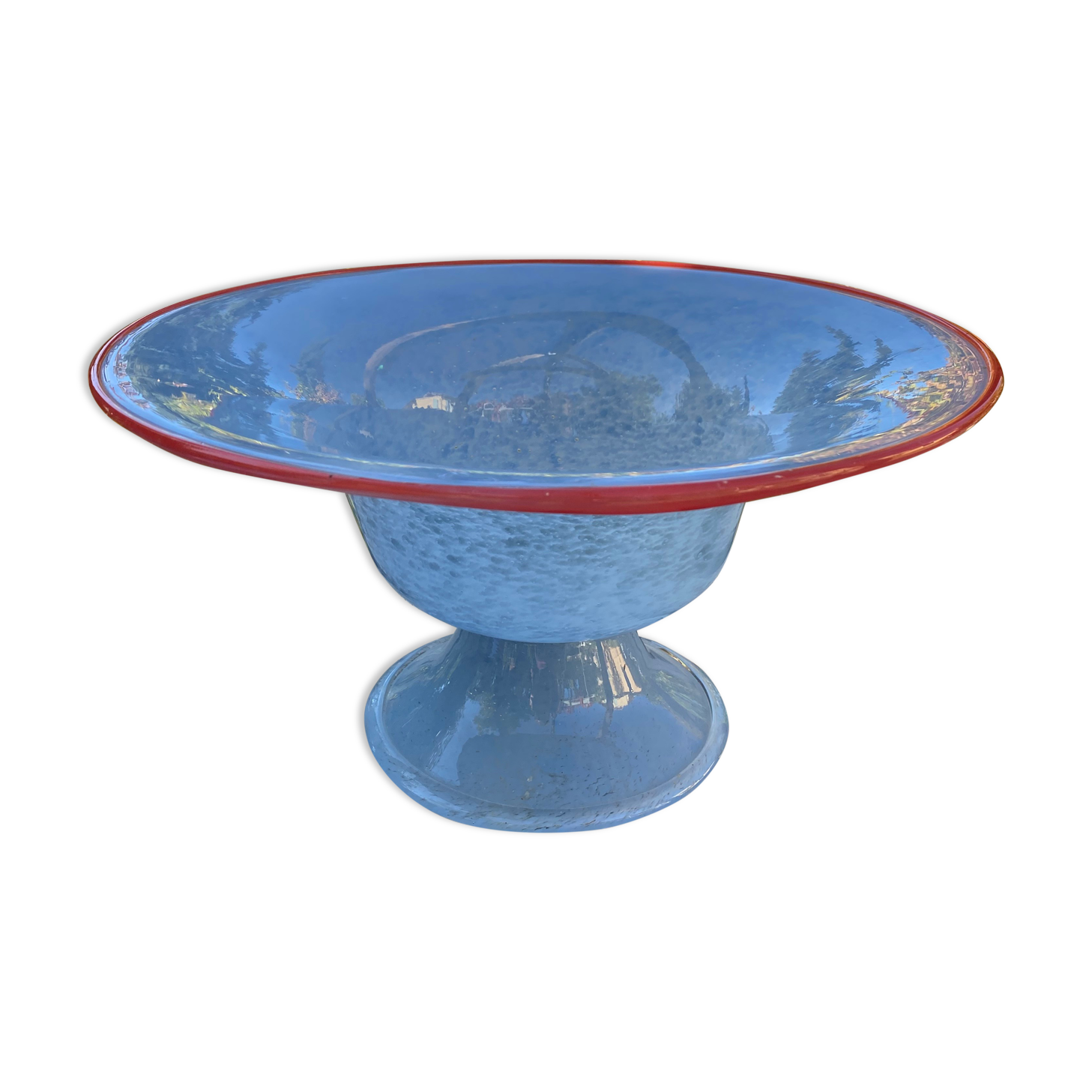 Italian basin blue and red border