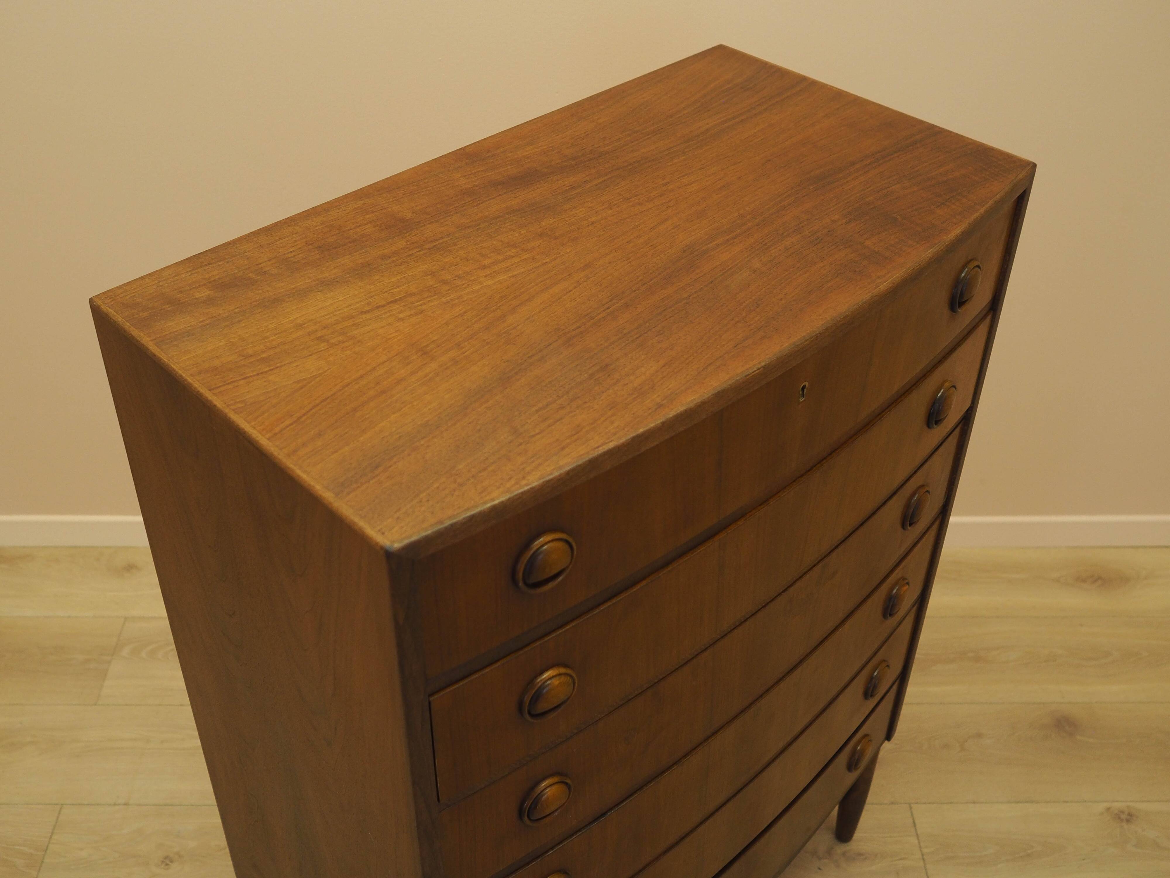Commode en noyer, design danois, années 1960, designer : Kai Kristiansen
