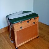 Fishing stool chest in wood and green skaï