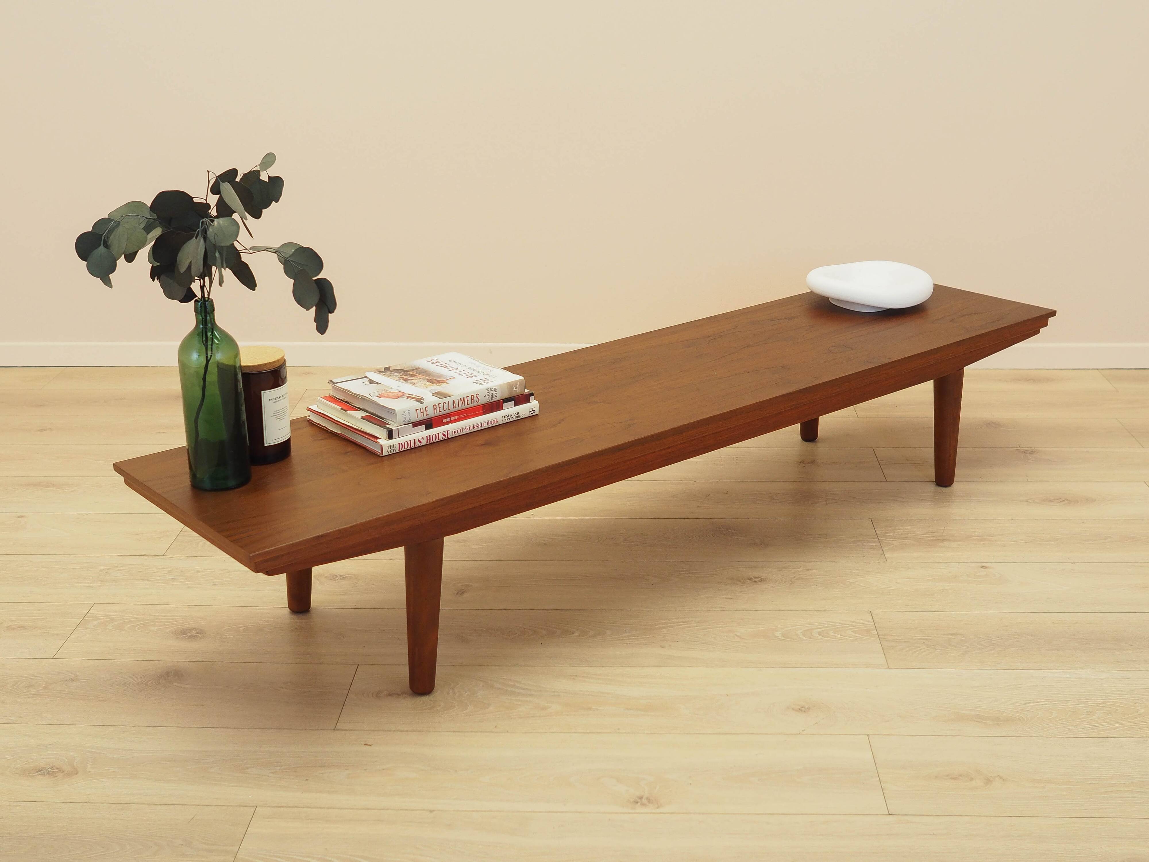 Meuble bas en teck, design danois, années 1970, fabriqué au Danemark