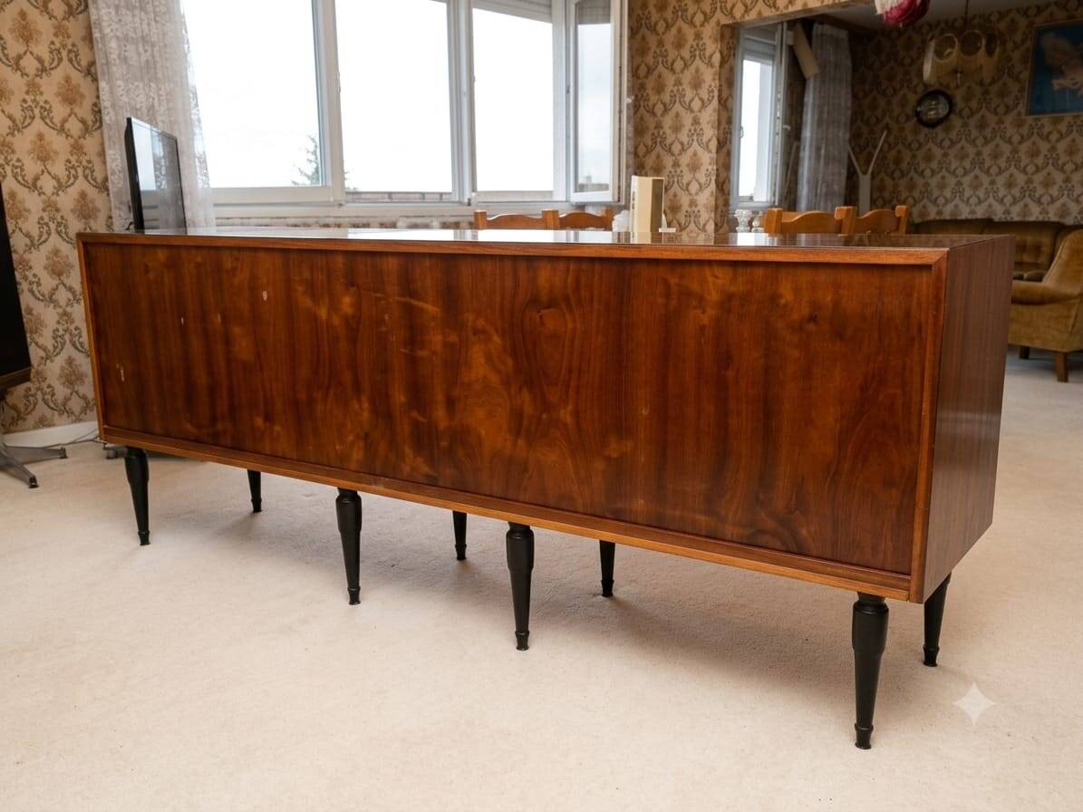 Enfilade (long buffet) style Louis XVI
