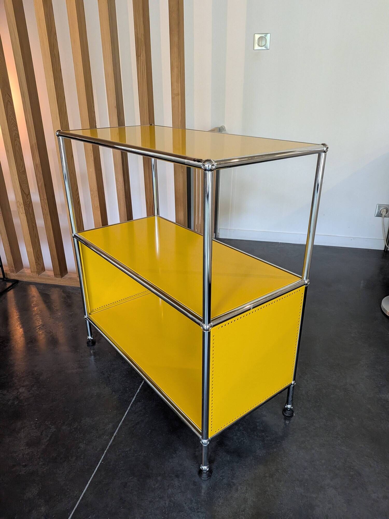 USM console furniture