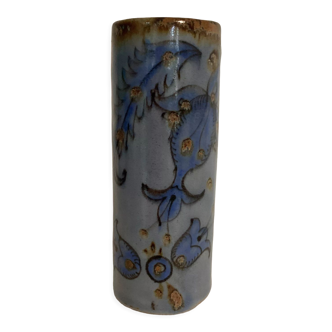 Ceramic roller vase