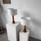 Paire de lampes de table bois chêne années 50