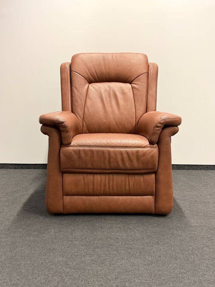 Leather  2-piece set-sofa and armchair from Elastoform