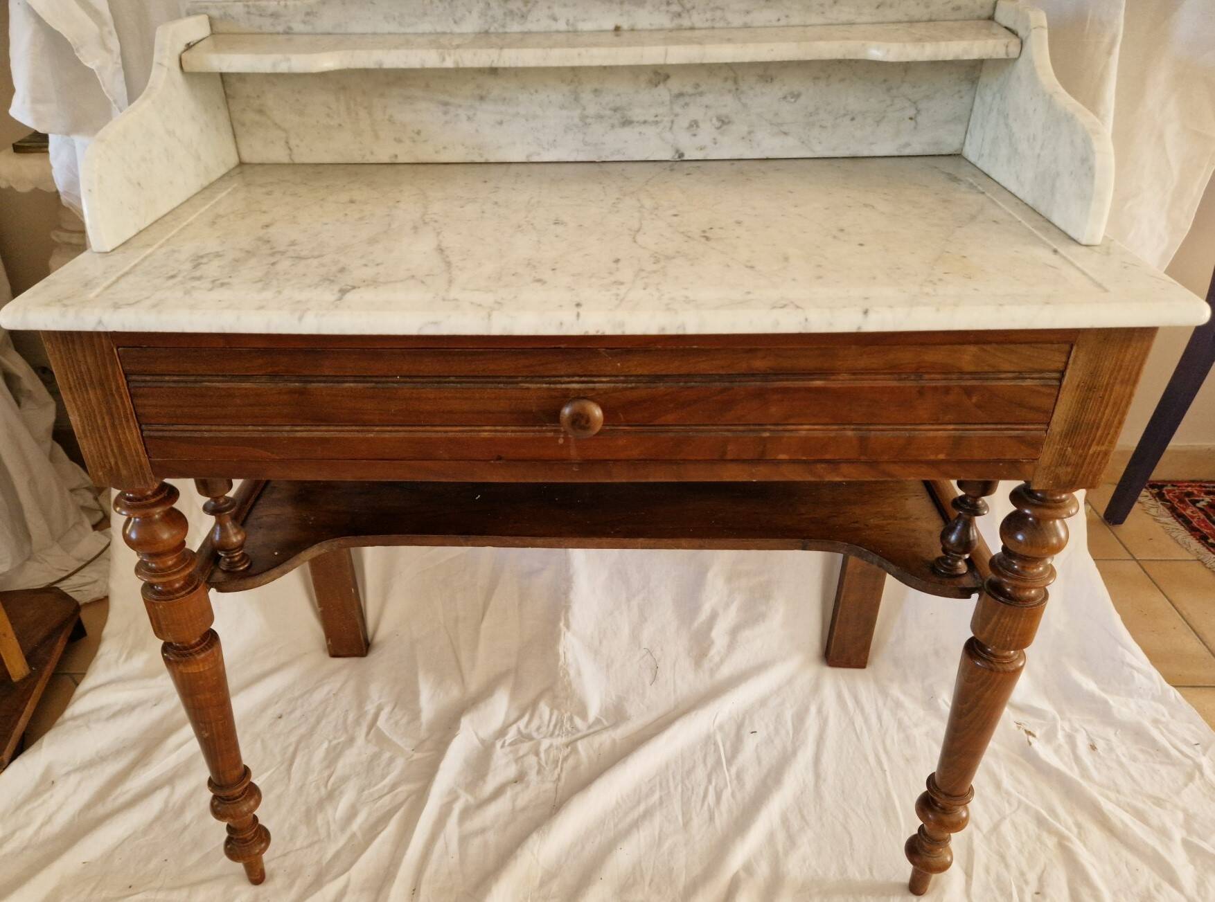 Napoleon III washstand in walnut and Carrara marble – circa 1885