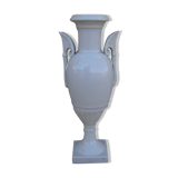 Vase en porcelaine ancien
