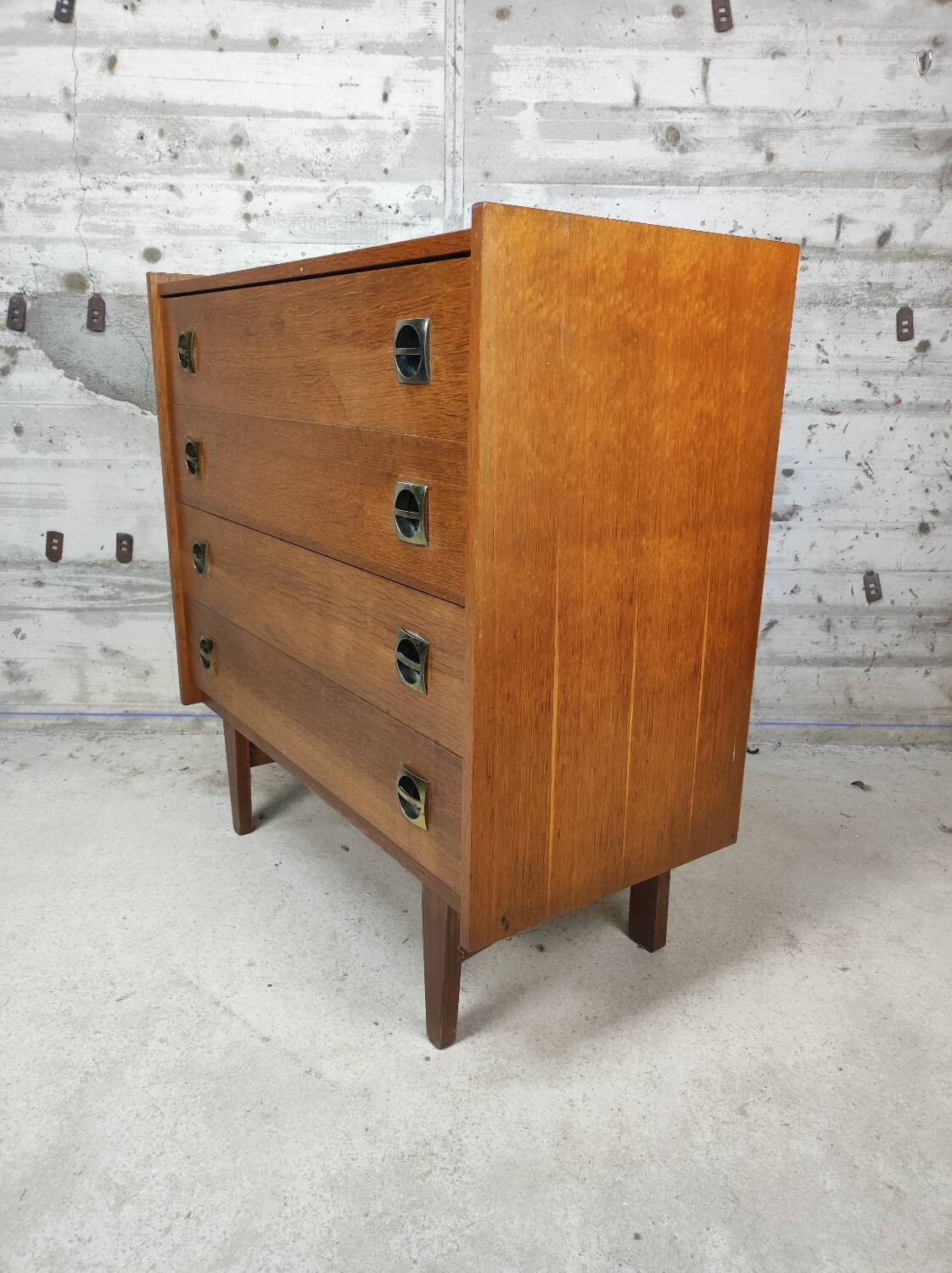 Vintage chest of drawers