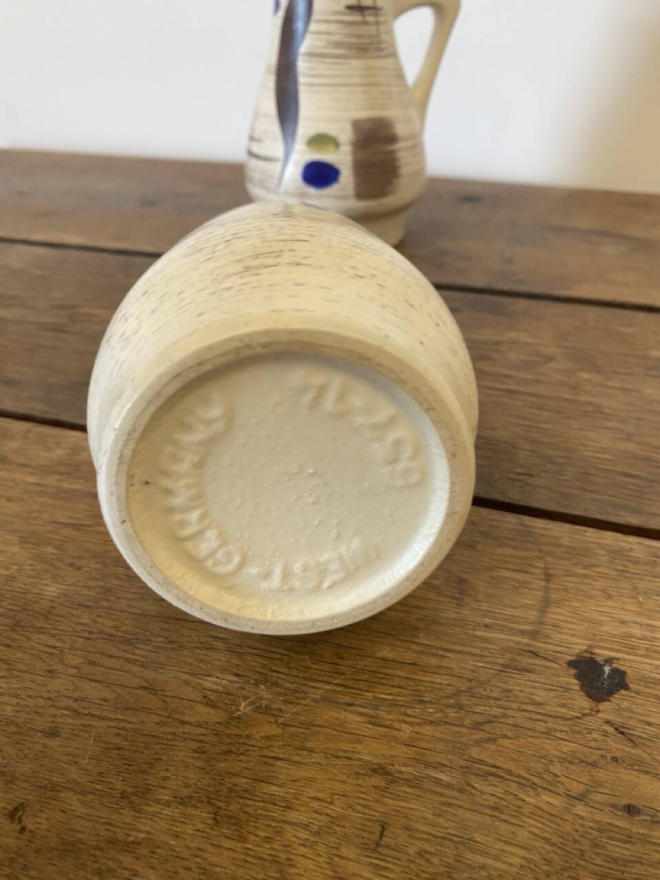 Duo de petits vases abstraits, ton écru, West Germany, 1960