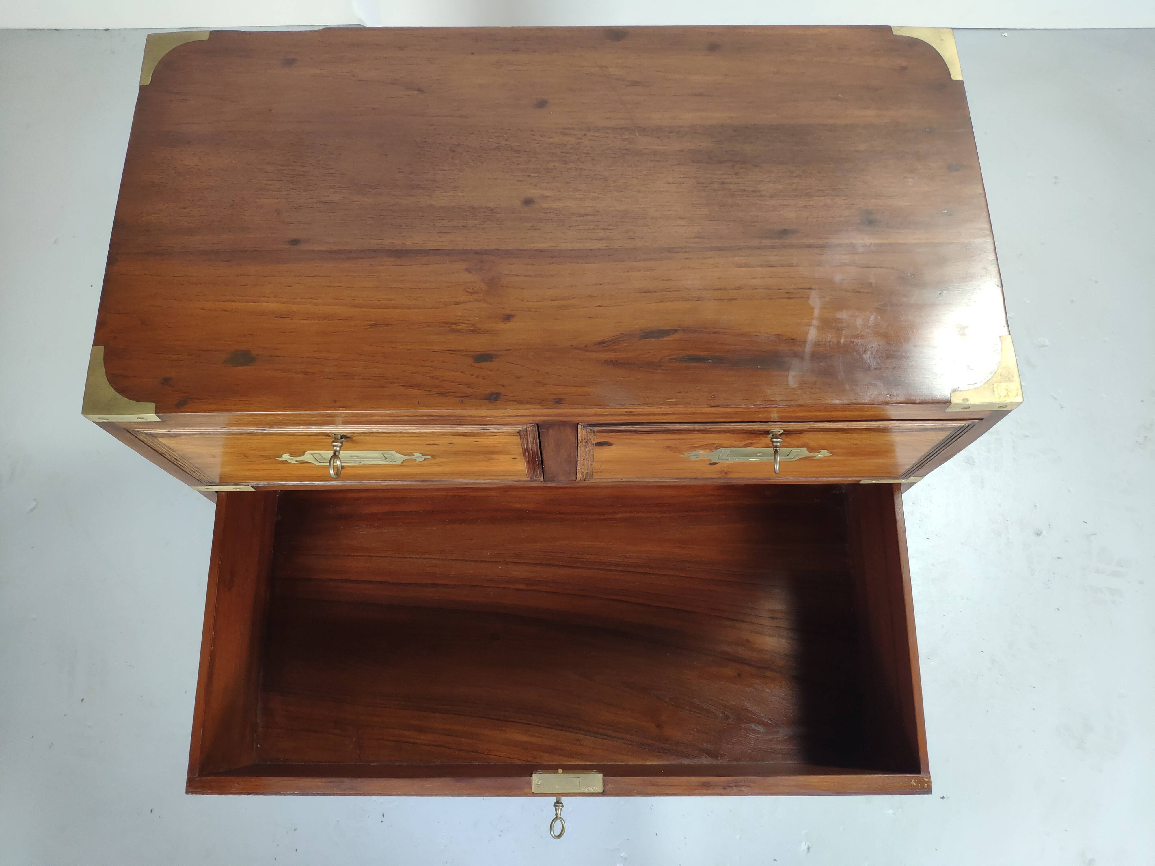 Commode de marine teck poignée laiton