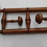 Retractable vintage hook