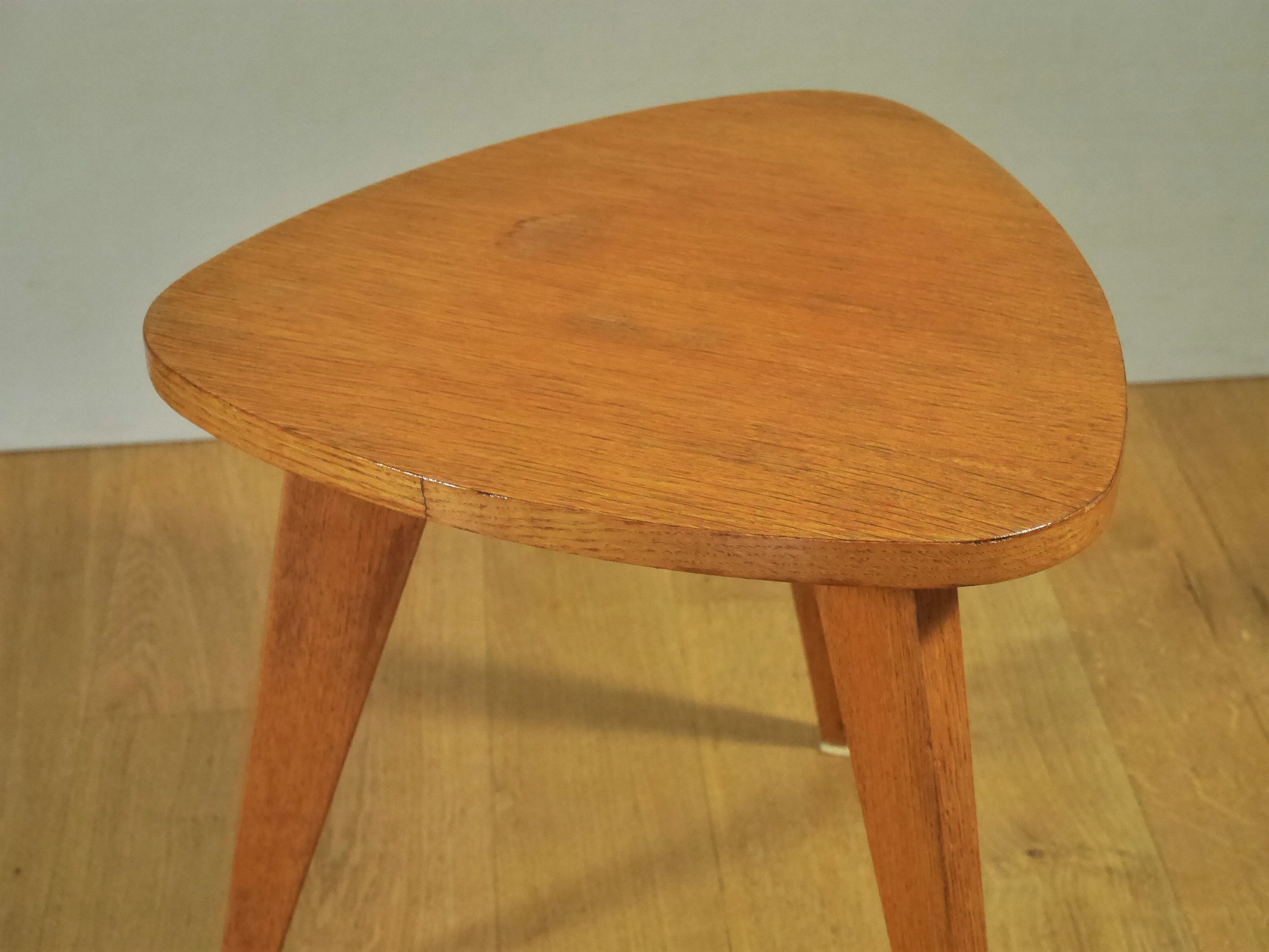 Tripod table oak 50s