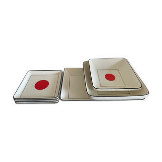 Tokyo model square service in Gien earthenware