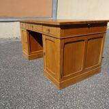 Minister's office with double boxes and tablets 30/40