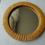 Round mirror in rattan and vintage wicker
