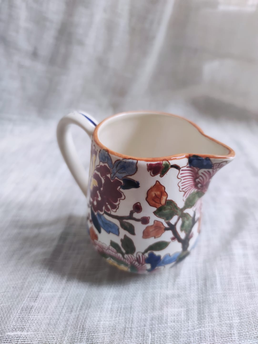 Gien's small pitcher or porcelain milk pot
