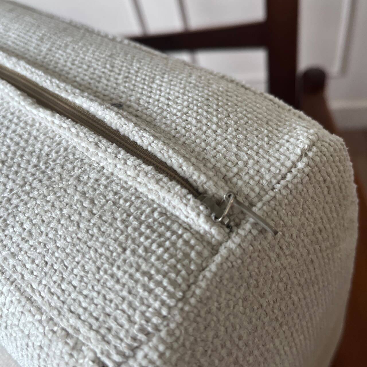 Fauteuil scandinave tissu blanc