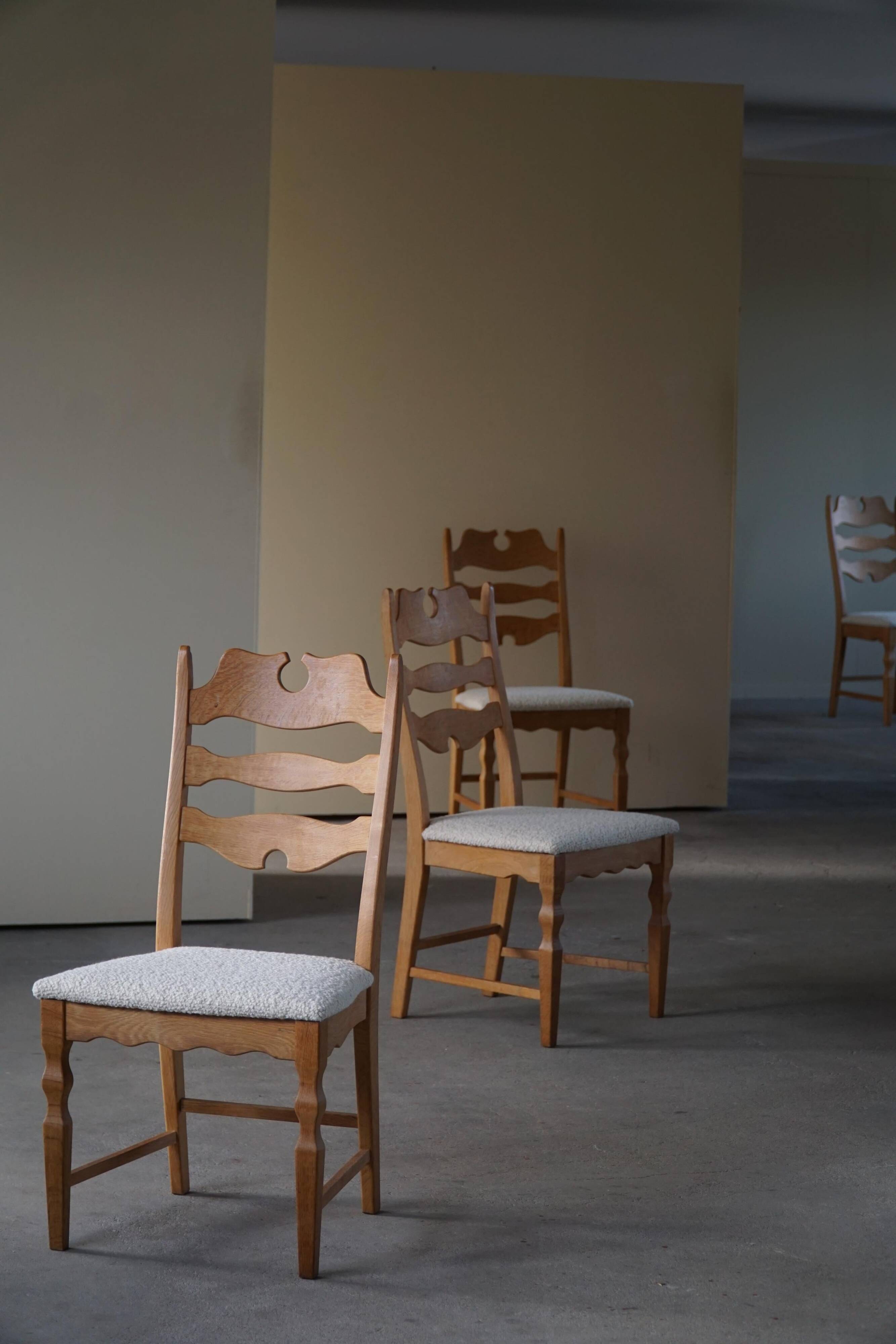 Set of 4 "Razorblade" high back chairs in oak & boucle, Henning Kjærnulf, 1960s