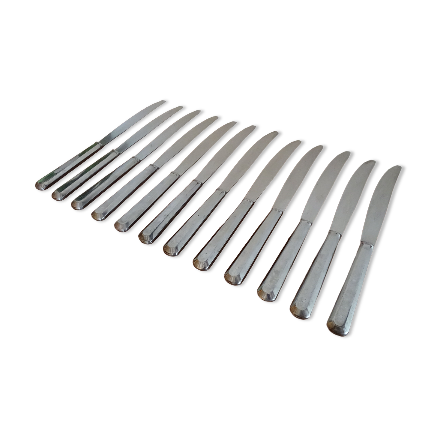 12 vintage Alpinox knives