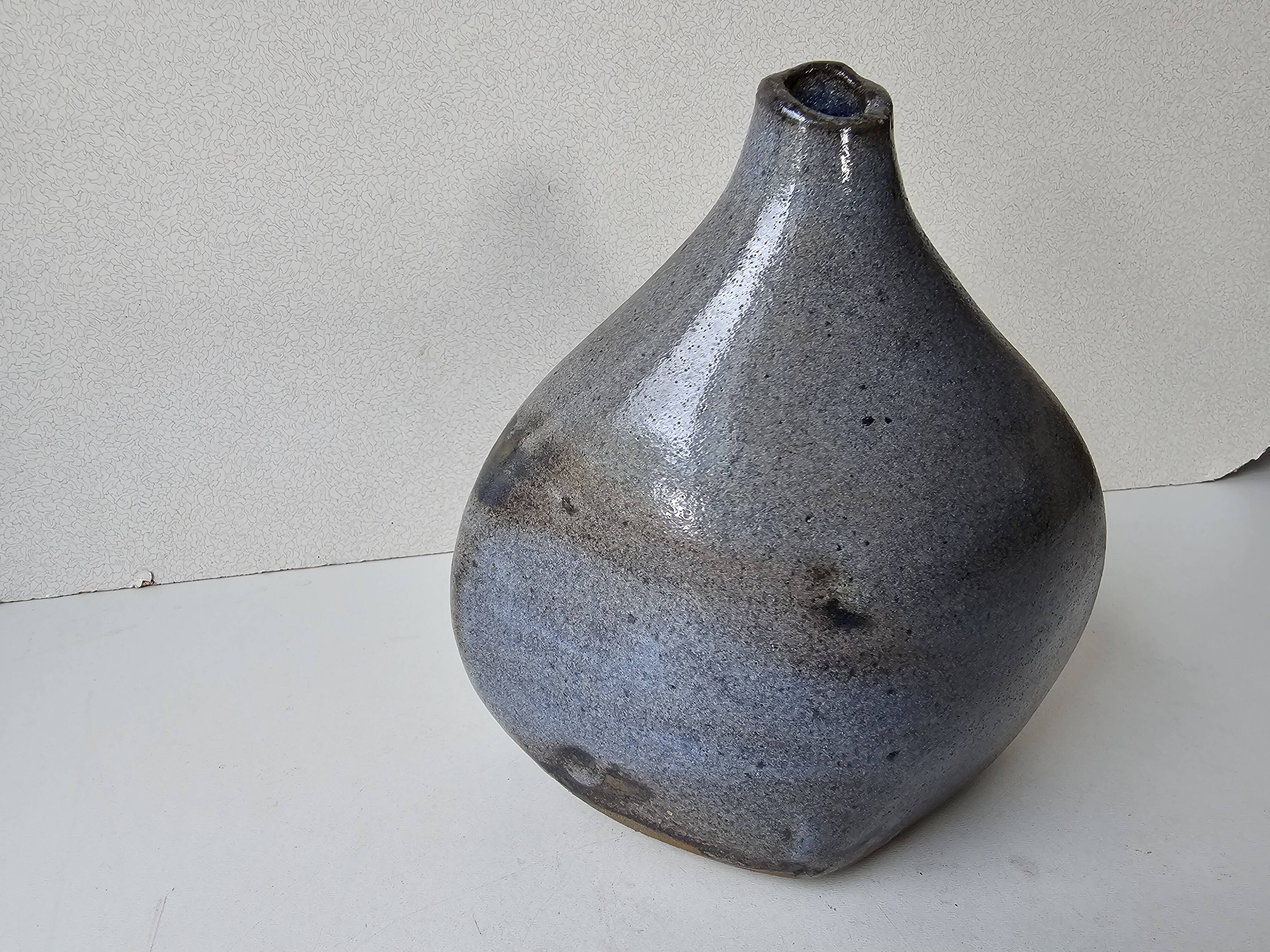Grey glazed ceramic free-form vase - Height 17cm