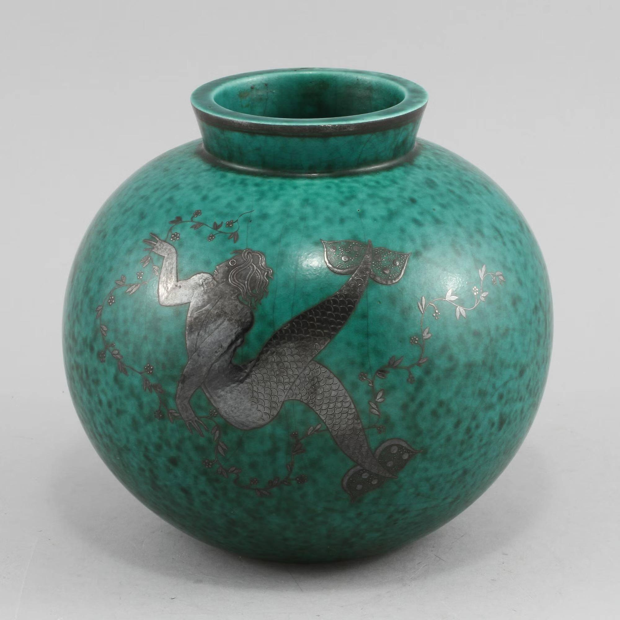 Wilhelm kage vase in ceramic "argenta" gustavsberg sweden 1940s marked