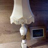 Lampe de salon rétro 1950 albâtre / laiton abat jour soie ecru