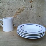 Hollow plates with blue trim Quadrifoglio