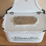 old matchbox in enameled sheet metal