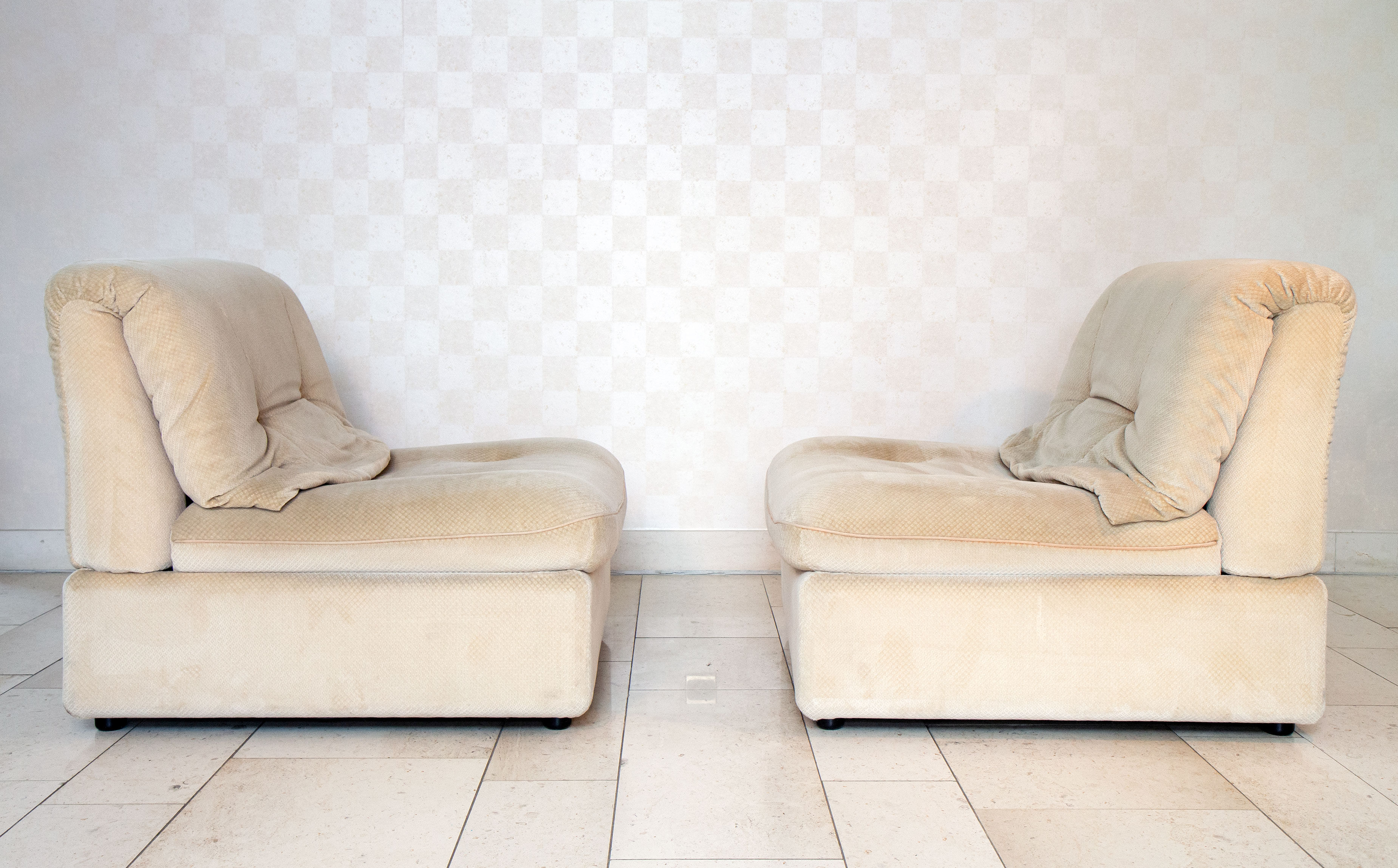 Sofa adjustable corner heaters, 1980