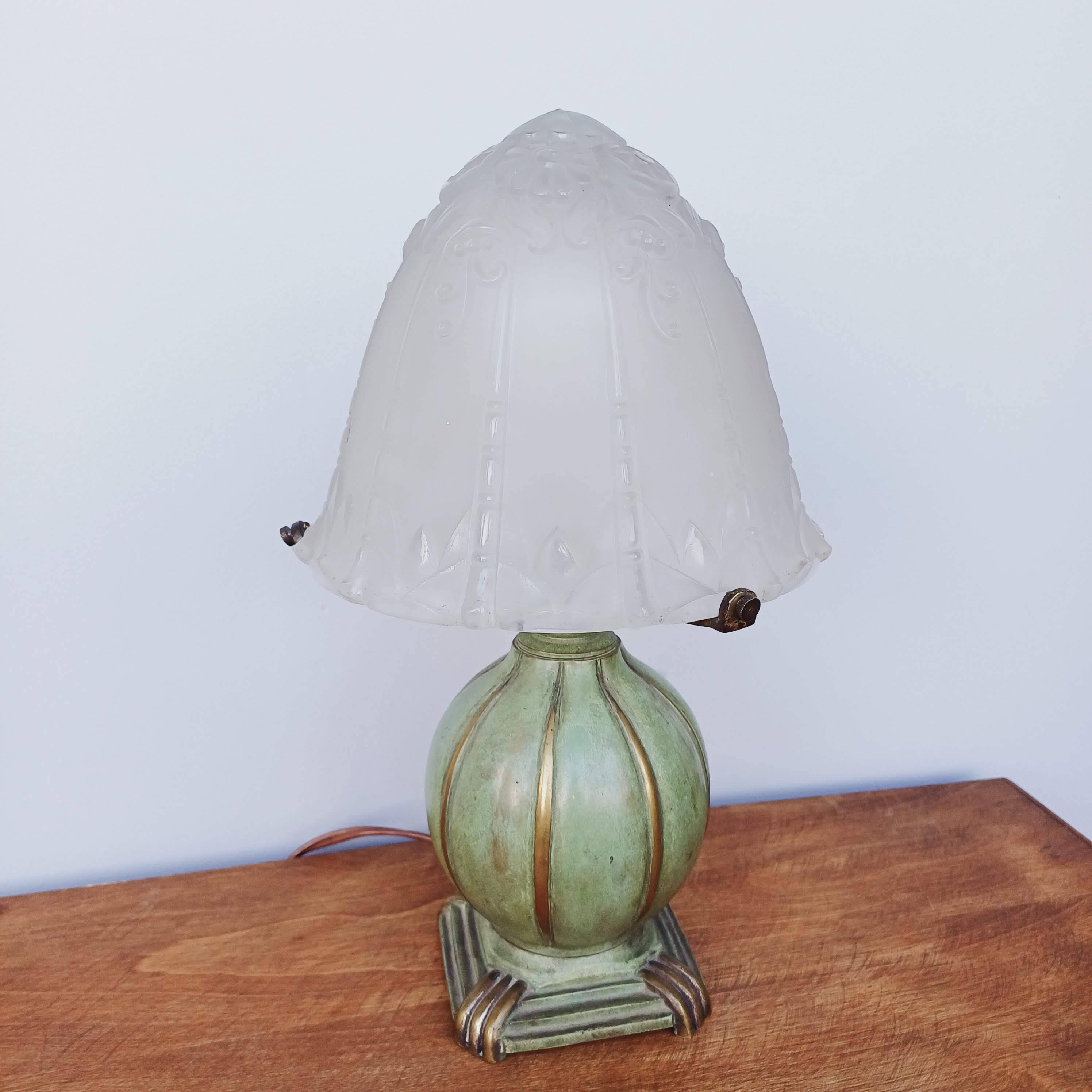 Art nouveau bronze lamp signed Albert Marionnet (1852-1910)