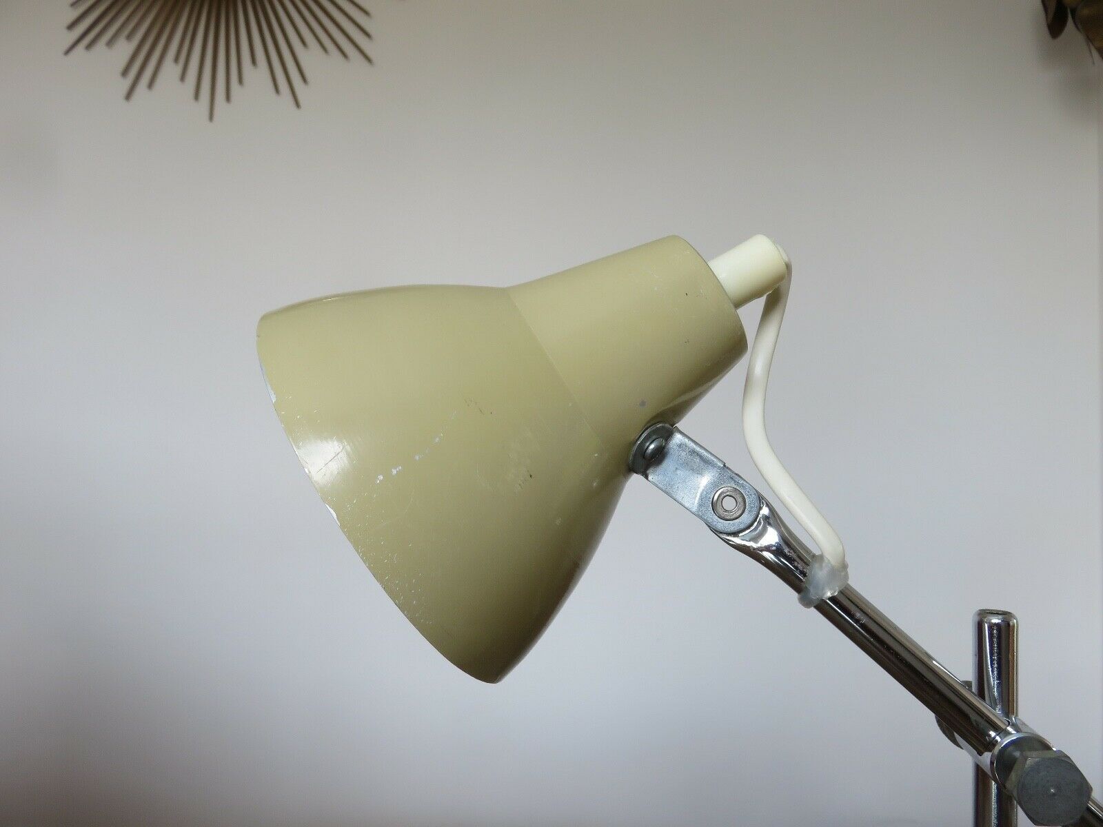 Articulated beige lamp 50s 60s