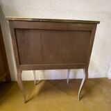 Commode style Louis XV