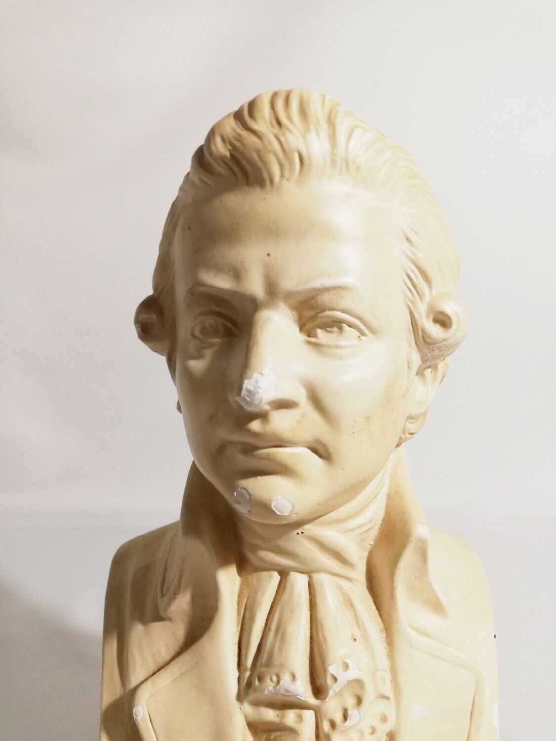 Bust of vintage Mozart