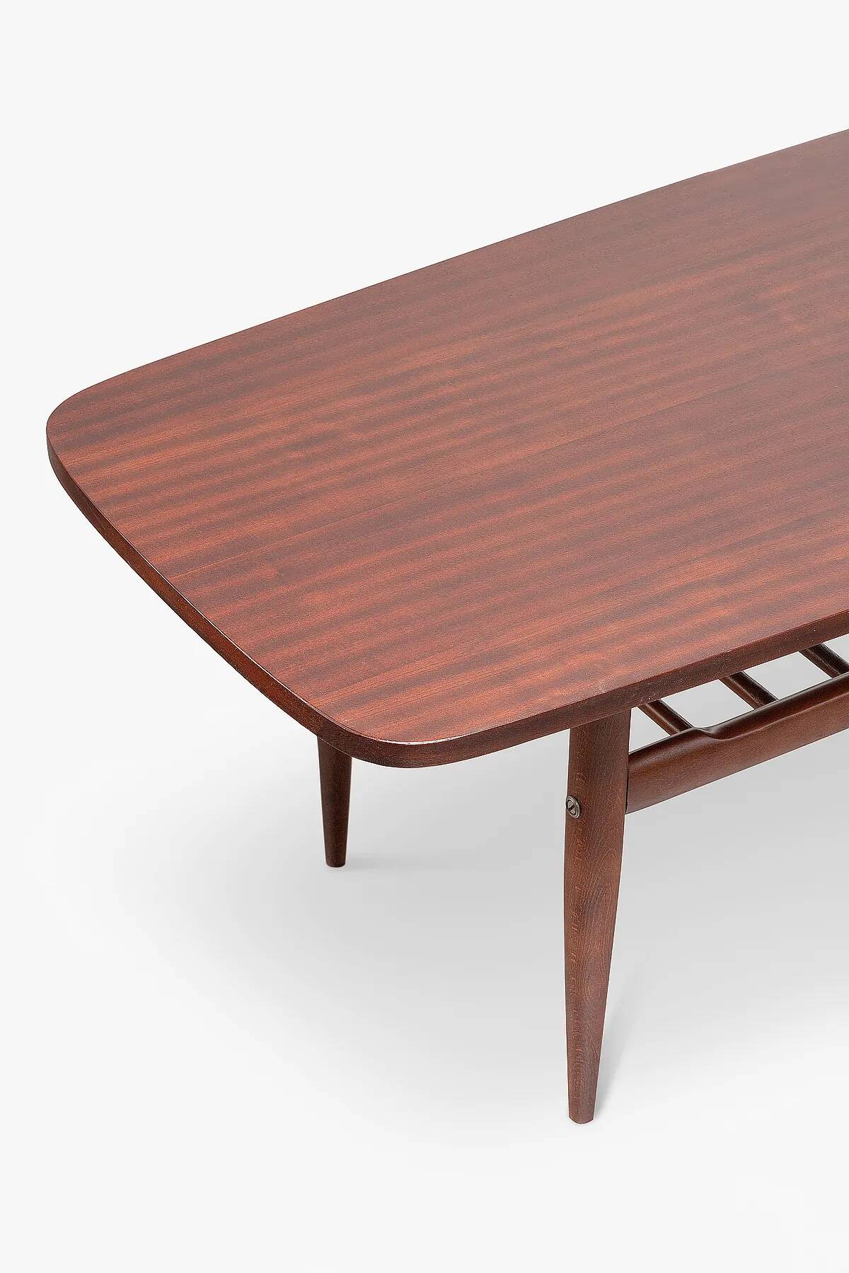 Coffee table with "ladder"