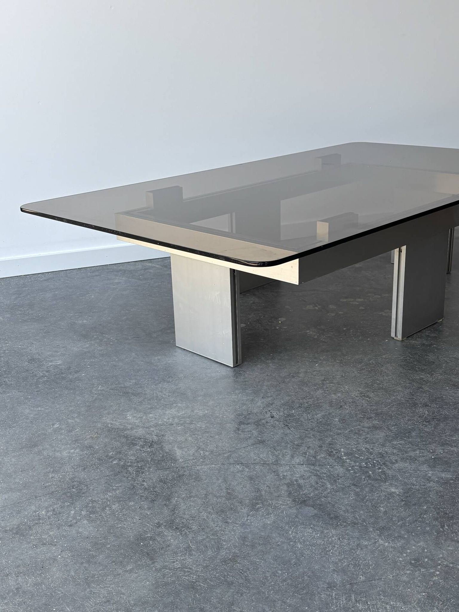 Large modernist coffee table in aluminium and smoked glass, 1970.