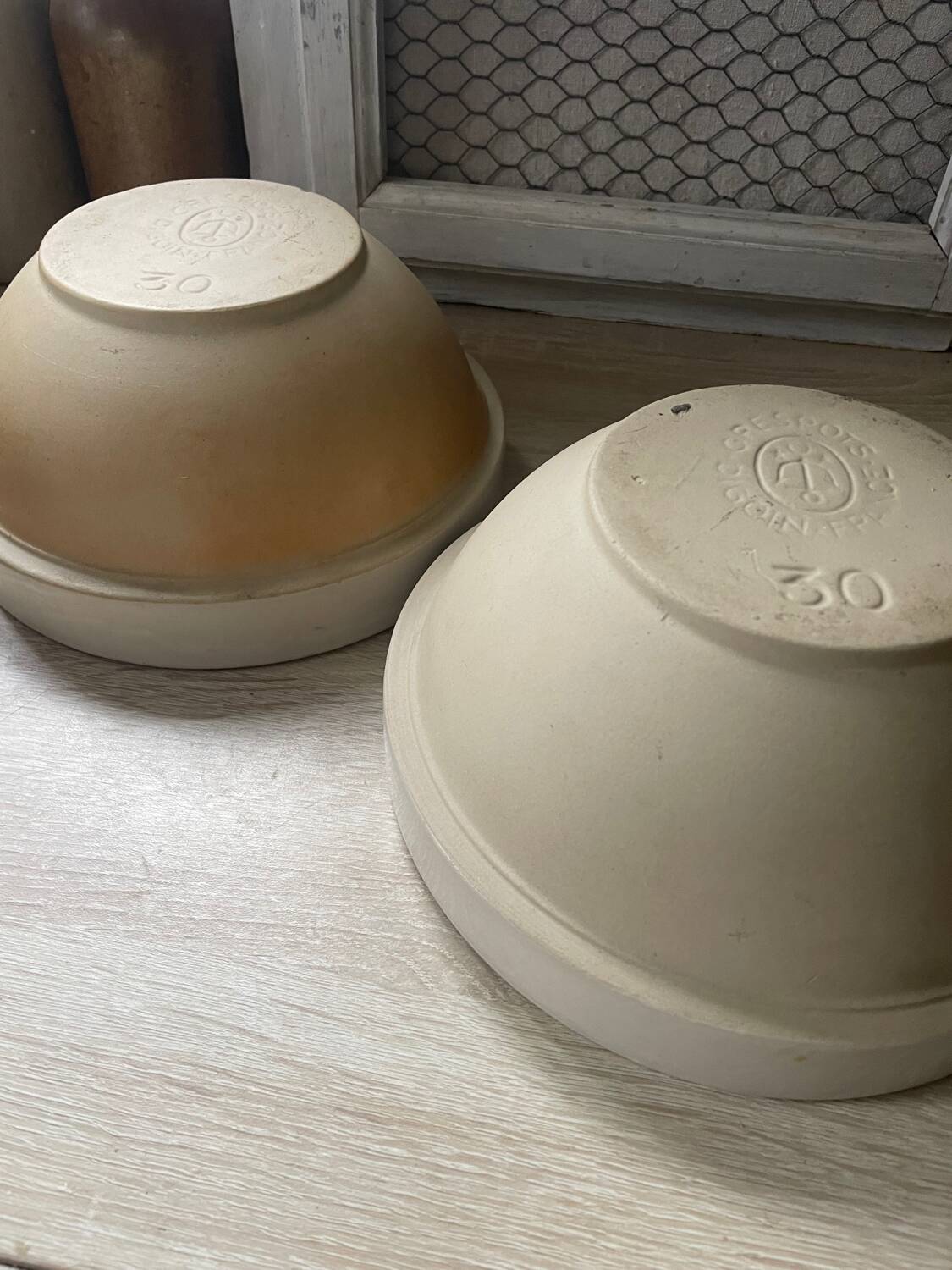 Set of two 2.5l salad bowls in vintage Digoin stoneware