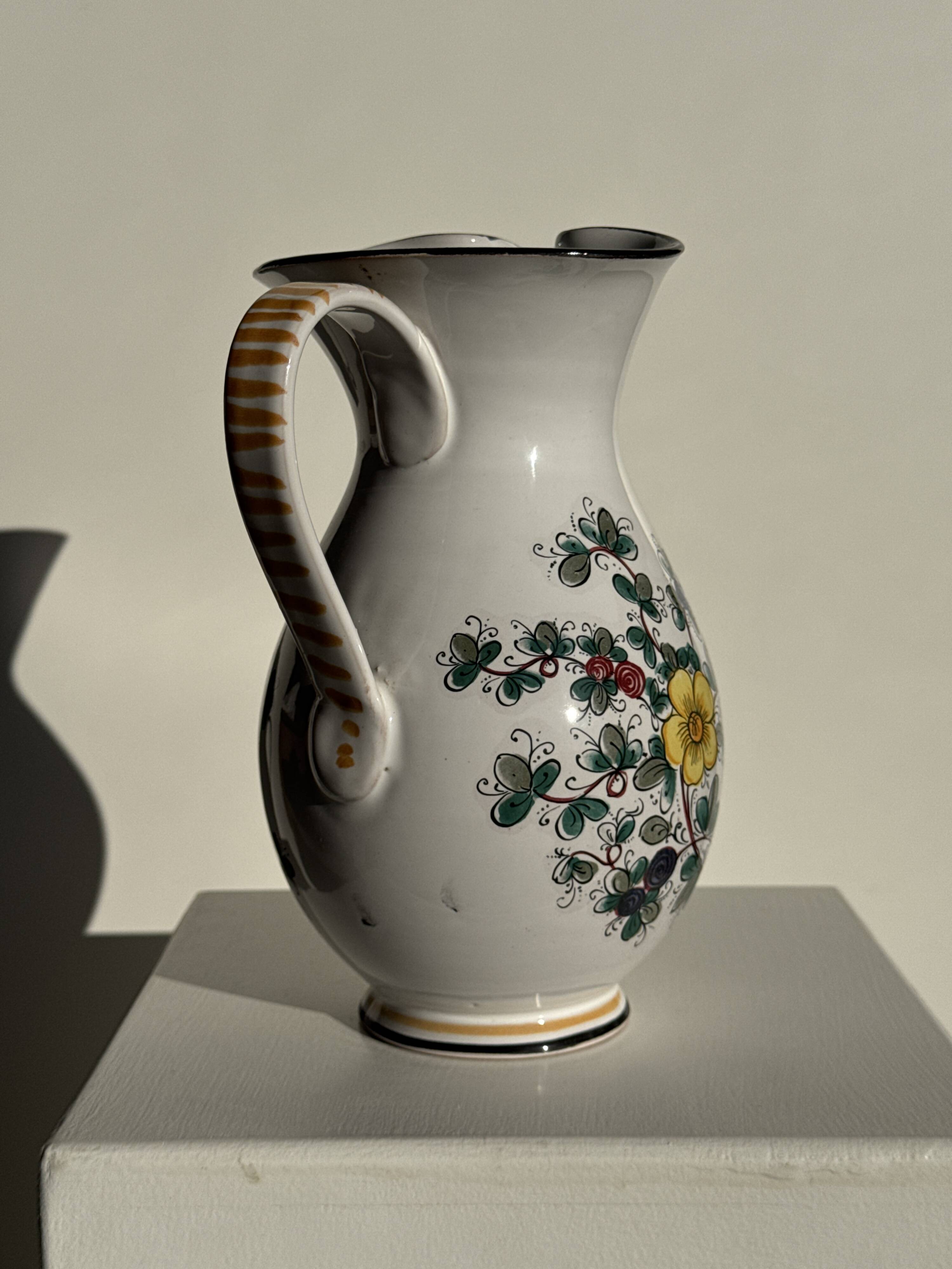Large ceramic flower bouquet jug H23