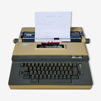 Machine à écrire électrique vintage Citizen S4